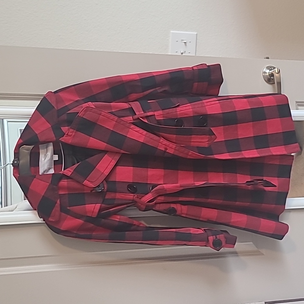 Stylish Jessica Simpson red and black coat